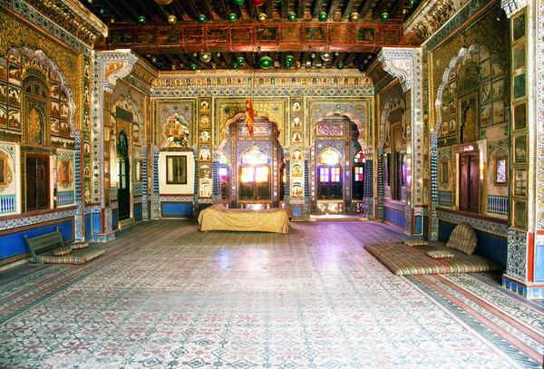 Detalle arquitectónico en el Fuerte Mehrangarh en Jodhpur, Rjasthan, India —  Fotos de Stock