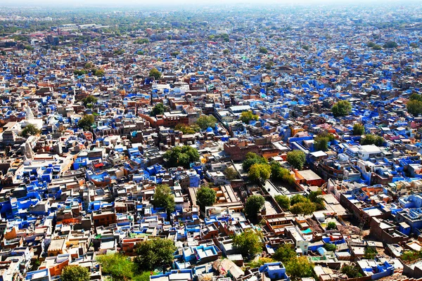 Jodhpur la "ciudad azul" en Rajastán, India - vista desde el Fuerte Mehrangarh — Foto de Stock
