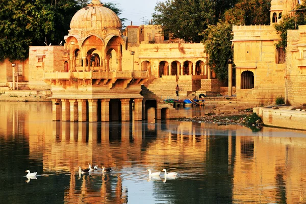 Gadisagar lake, Jaisalmer, India — Stock Photo, Image