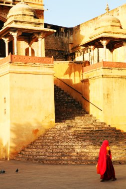 Sunrise jaipur, rajasthan, Hindistan amber fort üzerinde ışık