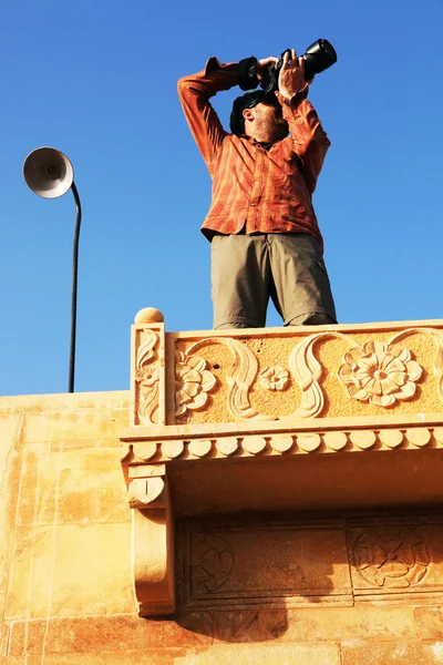 Fotograaf in jaisalmer, rajasthan, india — Stockfoto