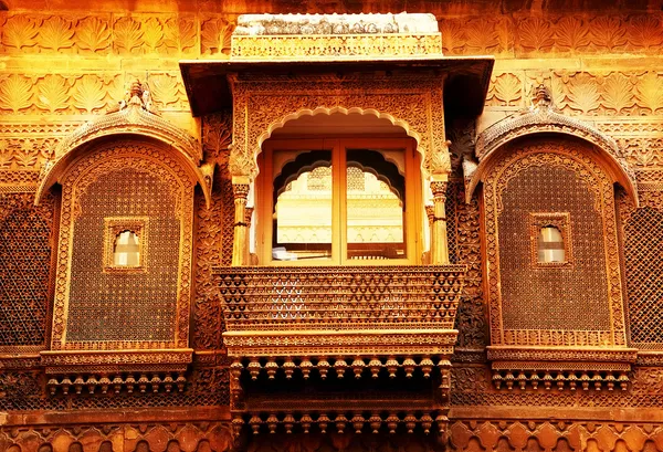 Detalu architektonicznego mandir Palace, jaisalmer, Indie, Azja — Zdjęcie stockowe