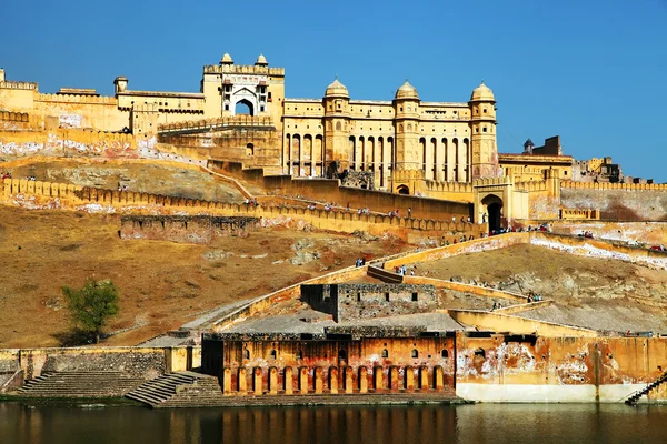 Východ slunce světlo nad amber fort v jaipur, rajasthan, Indie — Stock fotografie