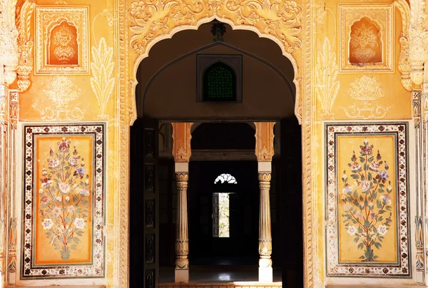 Detalle arquitectónico del Museo del Fuerte Nahargarh, Jaipur, Rajastán, India —  Fotos de Stock