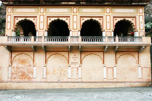 Обезьяний храм Галвар Баг в Джайпуре, Индия — стоковое фото