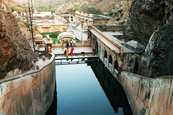 Monkey temple Galwar Bagh in Jaipur, India — Stock Photo, Image