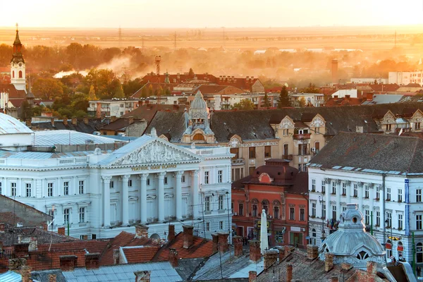 Bouřlivá oblaka nad arad, Rumunsko — Stock fotografie