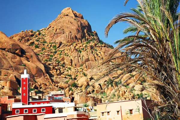 在 antiatlas 山，非洲的摩洛哥村 — 图库照片