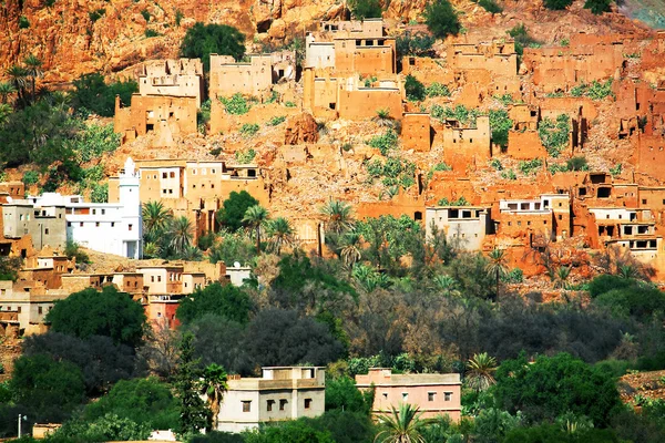 在 antiatlas 山，非洲的摩洛哥村 — 图库照片