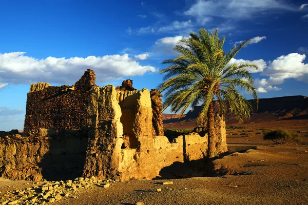 Zonsondergang in het Atlasgebergte, Afrika — Stockfoto