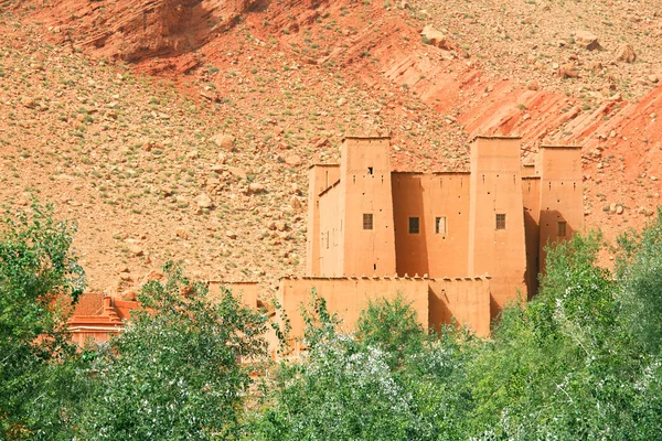Kasbah v dades údolí, Maroku, Afrika — Stock fotografie
