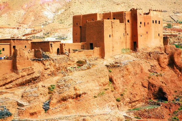 Kasbah in de dades vallei, Marokko, Afrika — Stockfoto