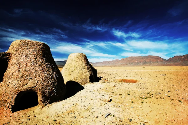 Marokkaanse kasbah in Midden atlas-gebergte, Marokko, Afrika — Stockfoto