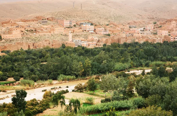 Kasbah marroquino em Atlas Mountains, África — Fotografia de Stock