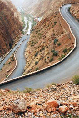 dolambaçlı yol dades Vadisi, Fas, Afrika