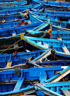 essaouira, Fas, Afrika mavi balıkçı tekneleri