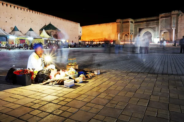 Pouliční scéna v meknes, Maroko, Afrika — Stock fotografie