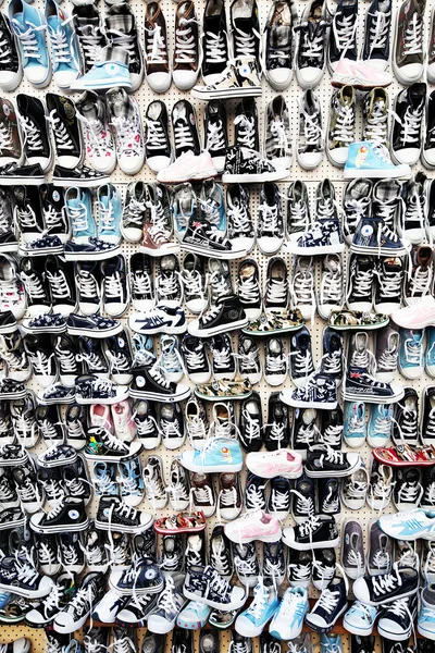 Lots of sneaker shoes — Stock Photo, Image