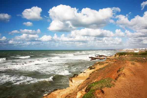 Oceano Atlantico tempestoso in Asilah, Marocco, Africa — Foto Stock