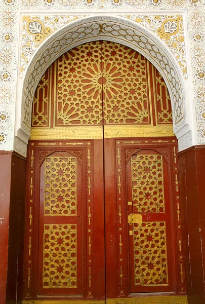 Puerta tradicional marroquí, Fez, África —  Fotos de Stock