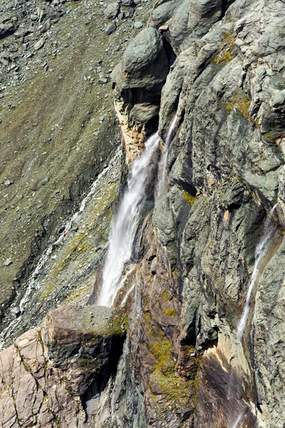 奥地利阿尔卑斯山脉，欧洲的瀑布 — 图库照片
