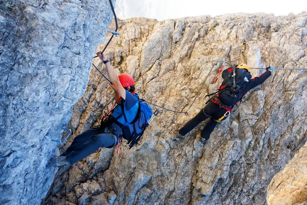 Koenigsjodler 경로, 오스트리아에 등산 alpinists — 스톡 사진