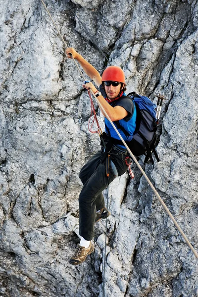 Climbing alpinist on Koenigsjodler route, Austria — Stock Photo, Image