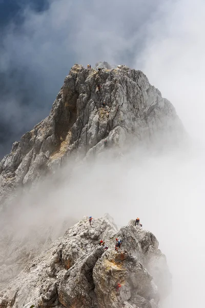 Koenigsjodler ridge, Avrupa Avusturya Alpleri'nde tırmanma — Stok fotoğraf