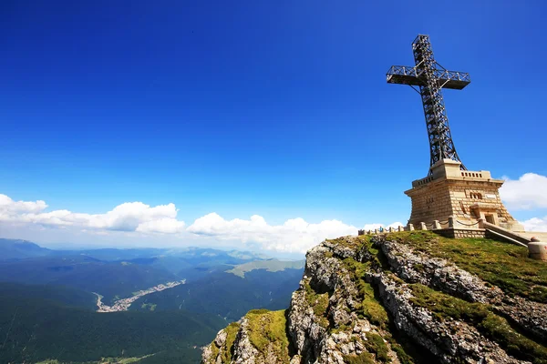 Heroes Monument of Caraiman, Bucegi Mountains, Romania — Stock Photo, Image