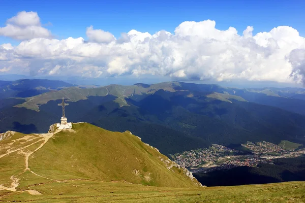 Heroes Monument of Caraiman, Bucegi Mountains, Romania — Stock Photo, Image