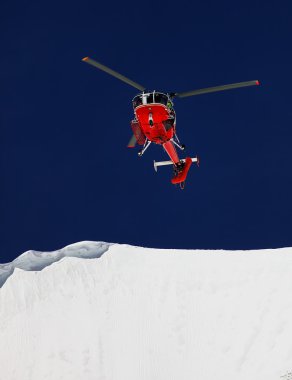 Helikopter dağ kurtarma alpinist, nın oberland, İsviçre