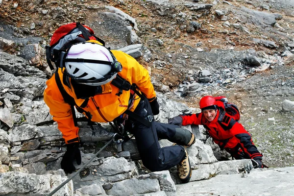Alpinists climbing Eiger Peak — Stock Photo, Image