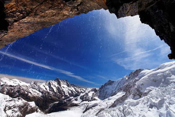 Mountain landscape, Berner Oberland — Stock Photo, Image