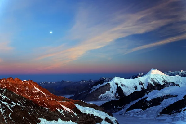 Hegyi táj, Berner Oberland, Svájc - Unesco-világörökségek — Stock Fotó