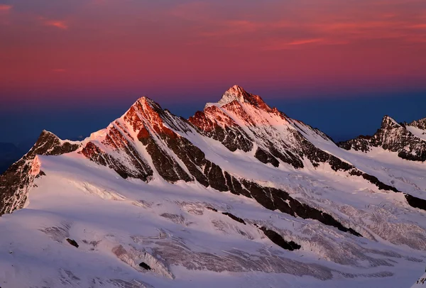 Paisaje de montaña, Berner Oberland, Suiza - Patrimonio de la UNESCO — Foto de Stock