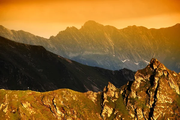 Alp peyzaj Transilvanya Alpleri, Romanya — Stok fotoğraf