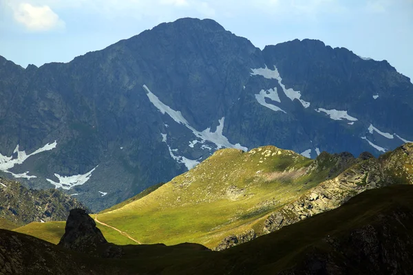 Alplandskap i Transsylvanska Alperna, Rumänien — Stockfoto