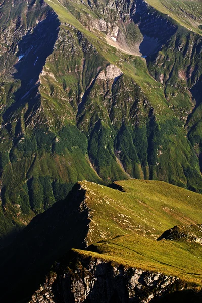 Alpine landscape in the Transylvanian Alps, Romania — Stock Photo, Image