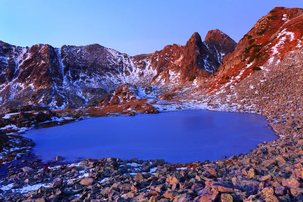 Sunrise colors in National Park Retezat — Stock Photo, Image