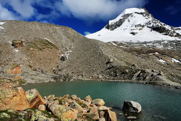 Гірський краєвид в Gran Paradiso Національний парк, Італія — стокове фото