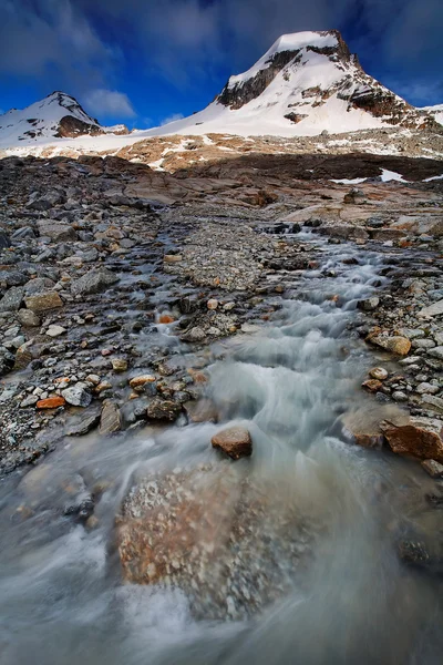 Dağ manzarası gran paradiso Milli Park, İtalya — Stok fotoğraf