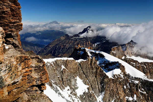 Krajobraz górskie Parku Narodowego gran paradiso, Włochy — Zdjęcie stockowe