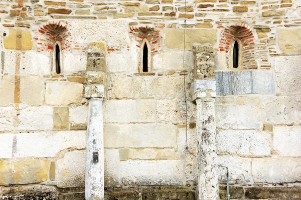 Densus、ルーマニアの古い教会の建築の細部 — ストック写真