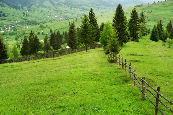 Horská krajina v Evropě Moldávie, Rumunsko, — Stock fotografie