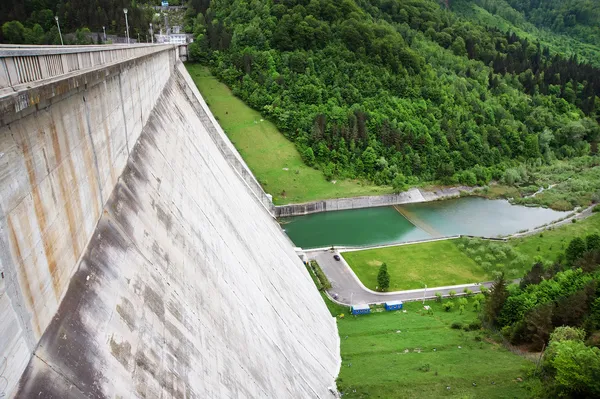 Concrete Dam — Stockfoto