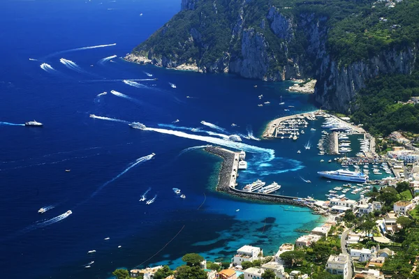 Yachting sur la mer Méditerranée — Photo