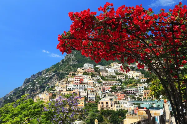 Positano på amalfi kusten, Italien, Europa — Stockfoto