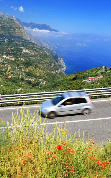 Estrada na Costa Amalfitana, Itália, Europa — Fotografia de Stock
