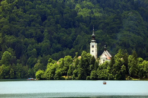 Łódka nad jeziorem bled, Słowenia, Europa — Zdjęcie stockowe