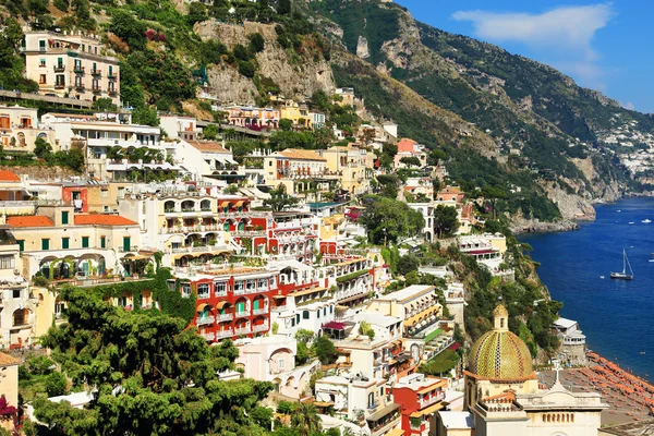 Positano na wybrzeżu amalfi, Włochy — Zdjęcie stockowe